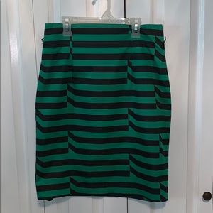 Green/black skirt